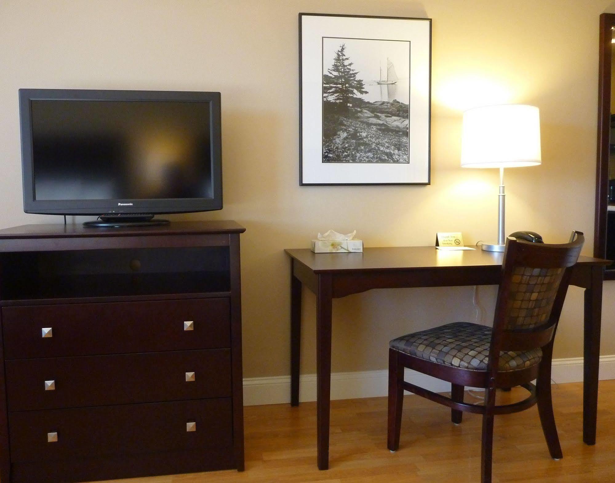 Yankee Clipper Motel Belfast Ngoại thất bức ảnh